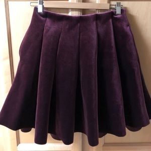 LC Runway Velvet Pleated Skirt